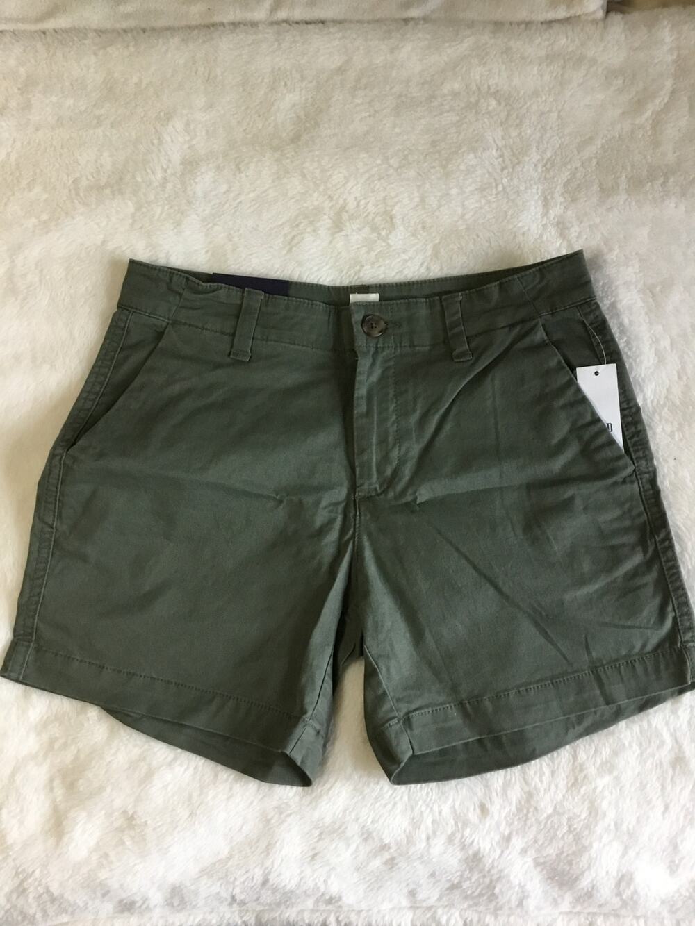 GAP Olive Green 5" City Shorts in Twill
